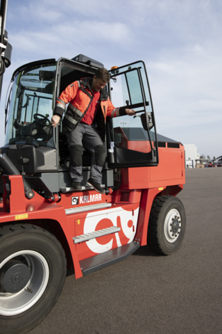 Medium Electric Forklift Li-ion (10).jpg